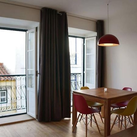 Two Bedroom Apt In Historic Location! Close To The River Lissabon Exterior foto