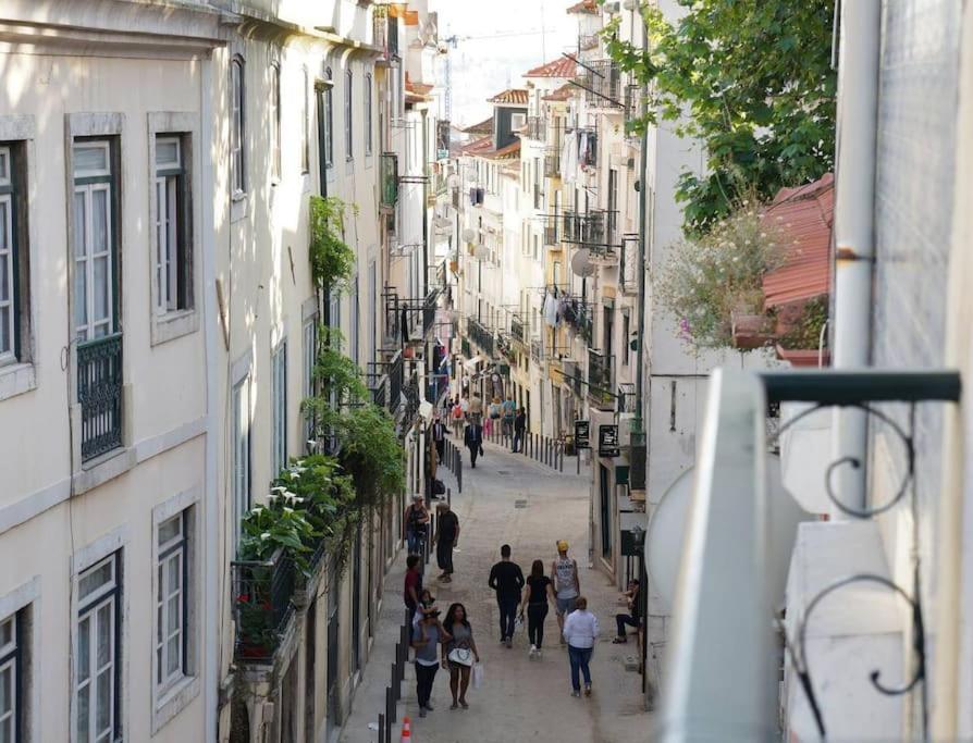 Two Bedroom Apt In Historic Location! Close To The River Lissabon Exterior foto