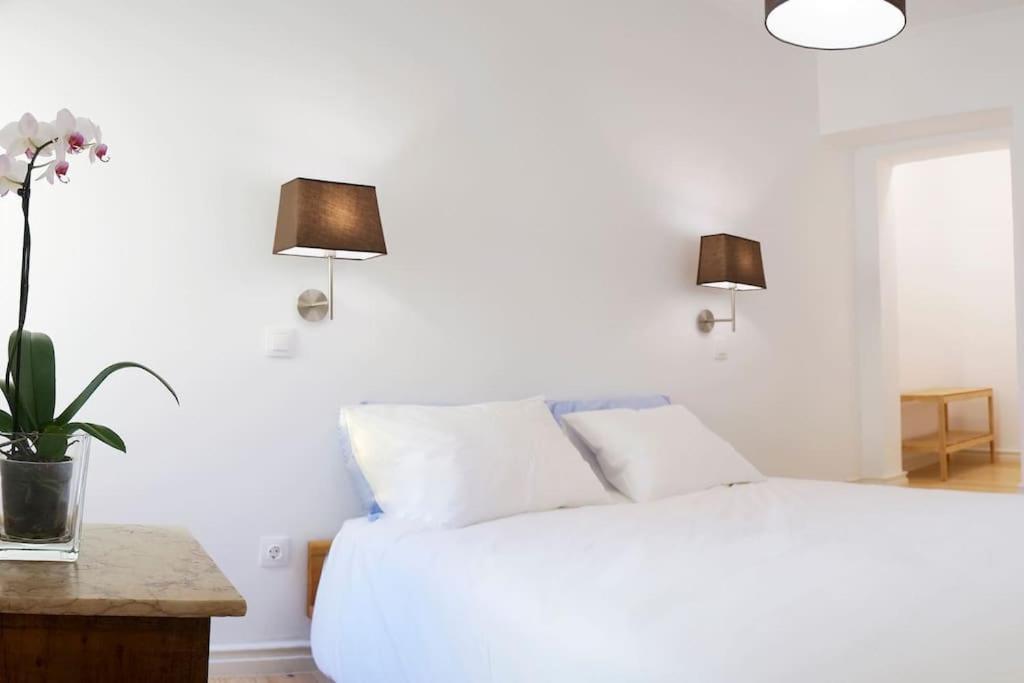 Two Bedroom Apt In Historic Location! Close To The River Lissabon Exterior foto