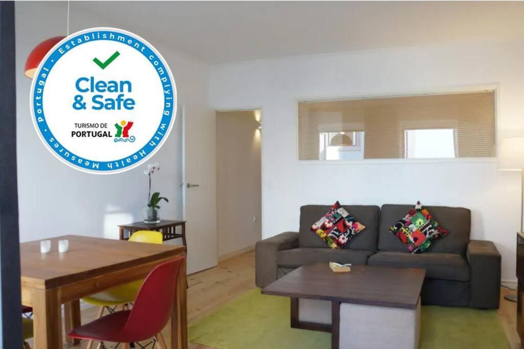 Two Bedroom Apt In Historic Location! Close To The River Lissabon Exterior foto