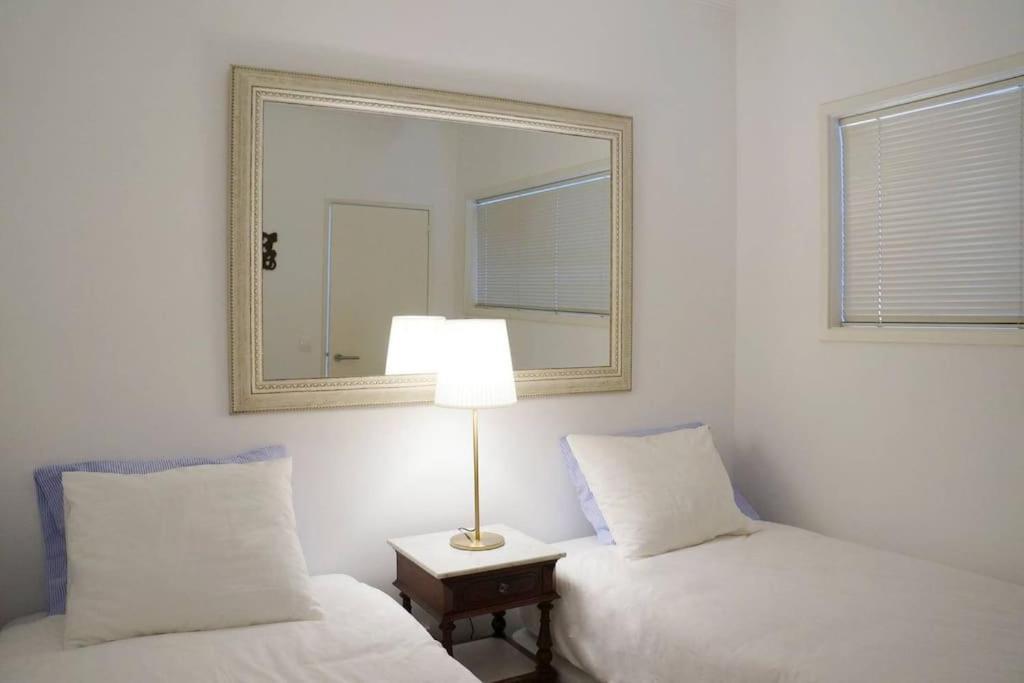 Two Bedroom Apt In Historic Location! Close To The River Lissabon Exterior foto